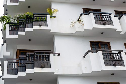 How to Market Your Vacation Rental to Keep It Booked Year Round