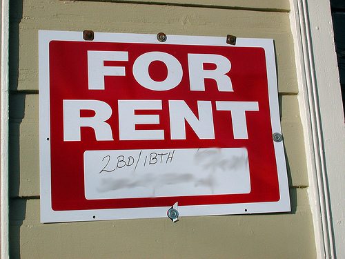 How to Determine the Amount of Rent to Charge Your Tenants